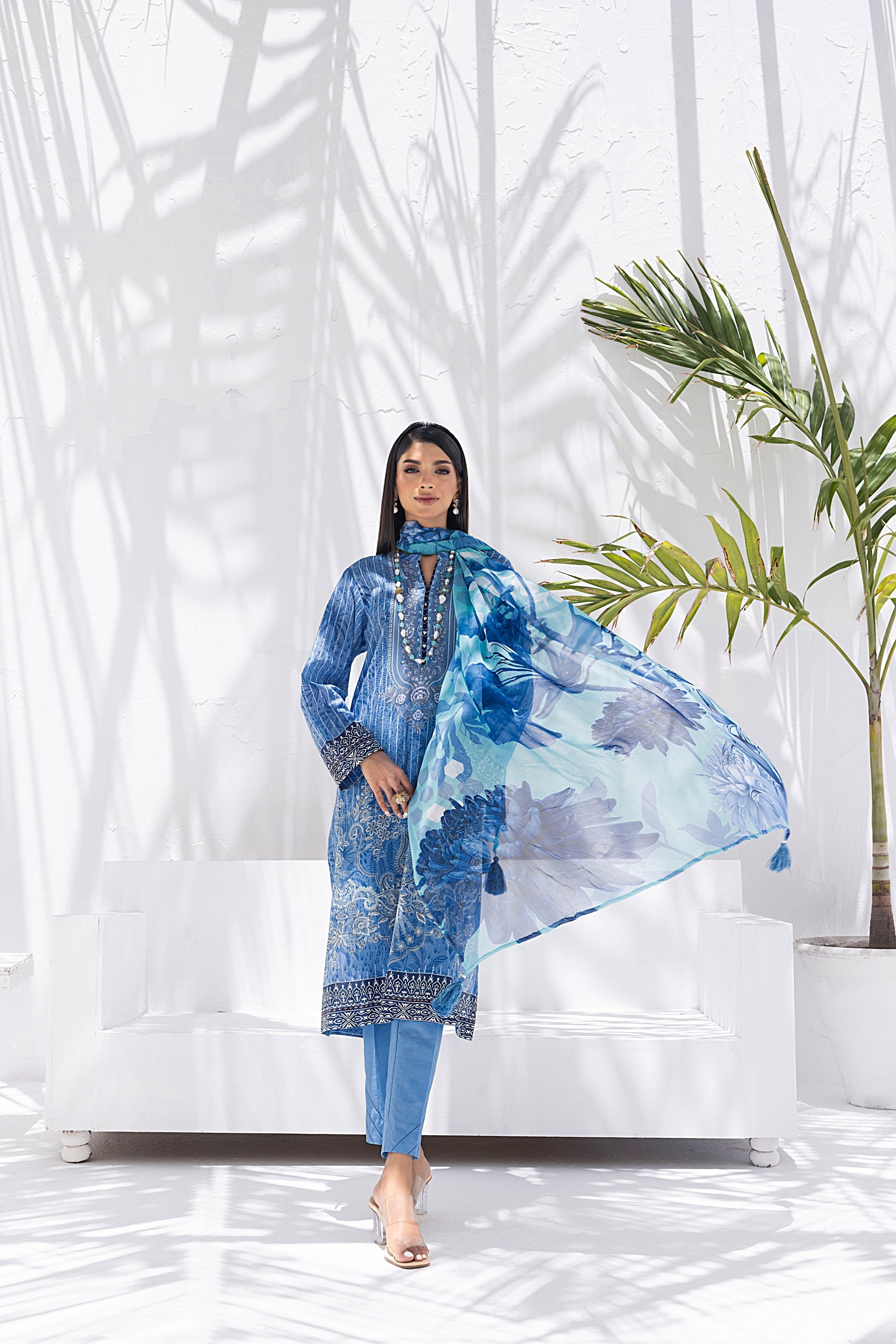 Lakhany Komal Printed Lawn Unstitched 3pcs - Jotey