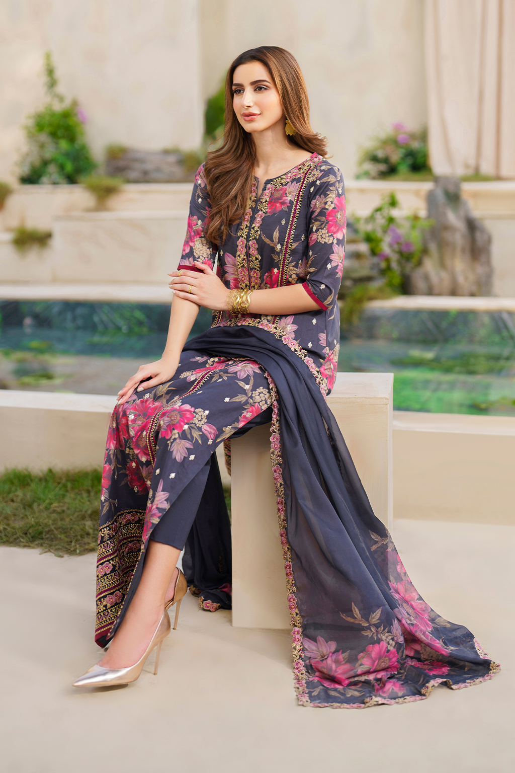 Iznik Festive Lawn Embroidered Unstitched 3pcs - Jotey