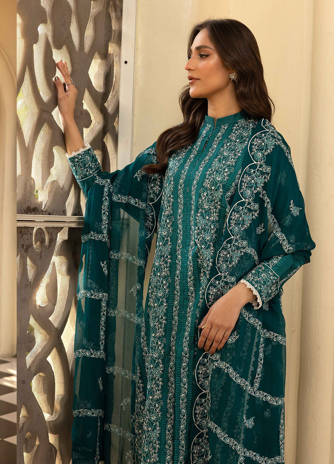 Khoobsurat Lawnkari Embroidered Lawn Unstitched 3pcs