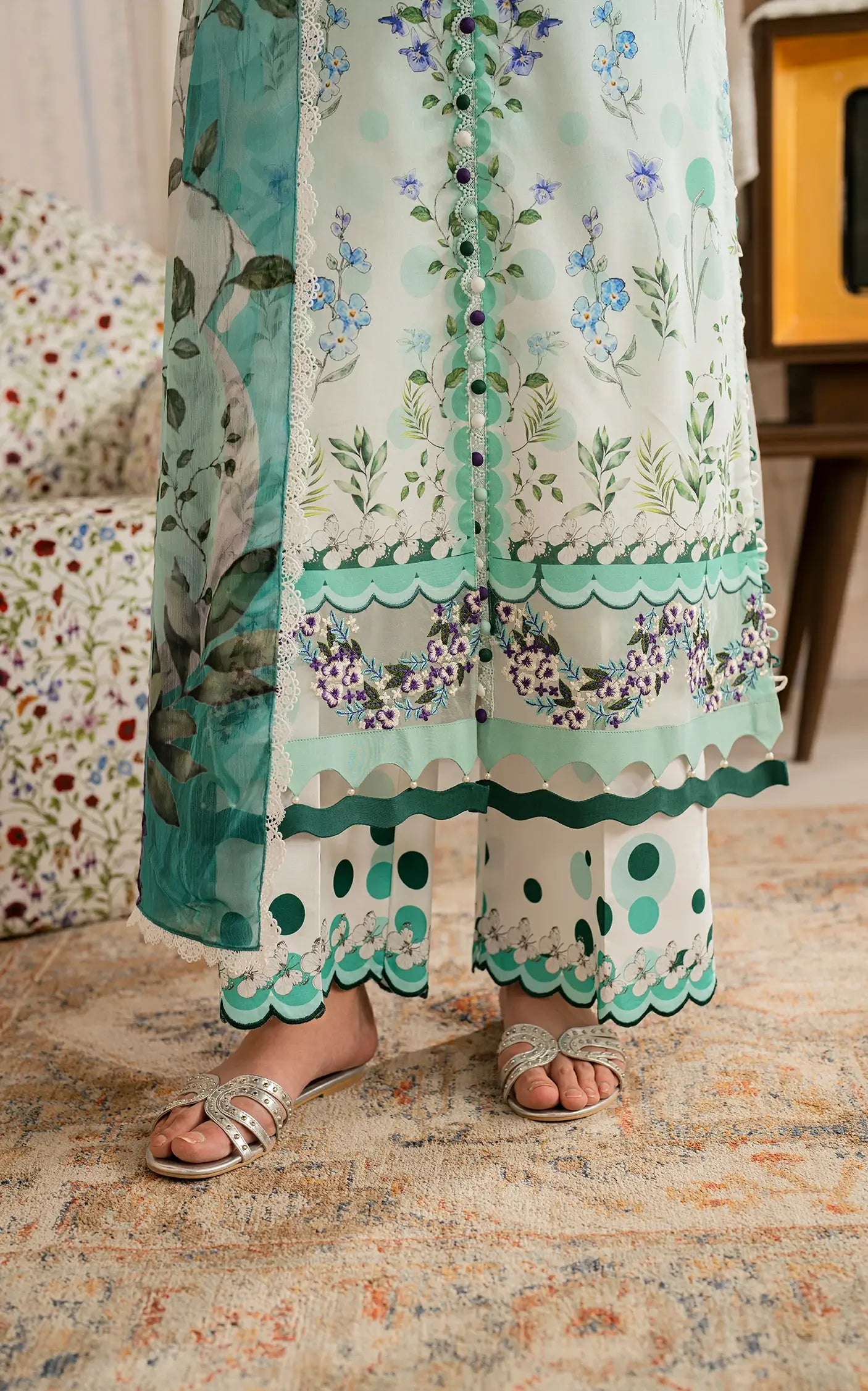 Meraki By Asifa And Nabeel Vol-01 Embroidered Lawn Unstitched 3pcs