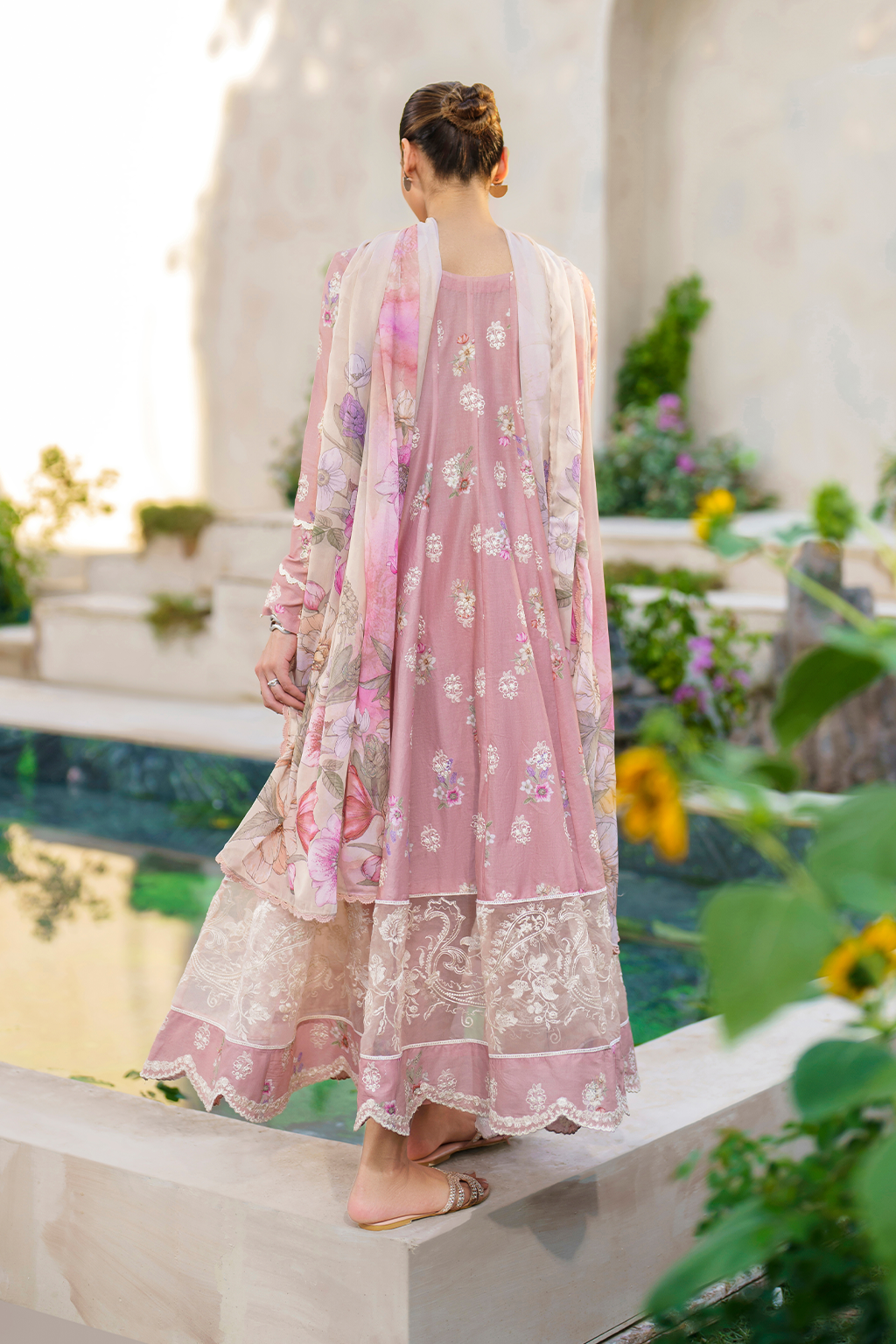 Iznik Festive Lawn Embroidered Unstitched 3pcs - Jotey