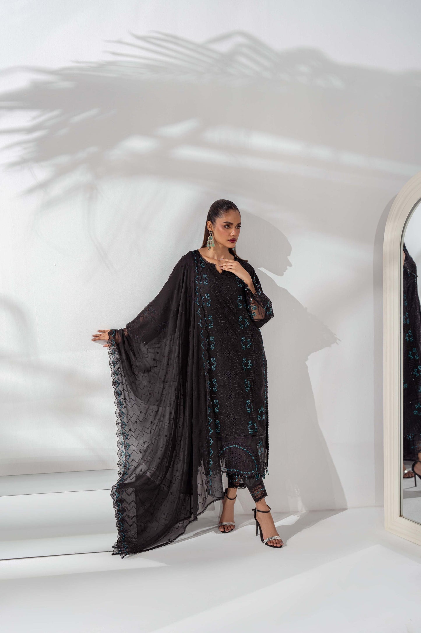 Mehru By Guzel Embroidered Stitched Chiffon 3pcs